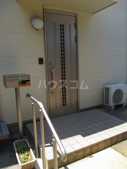 16/26 エントランス