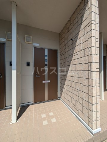 19/21 エントランス