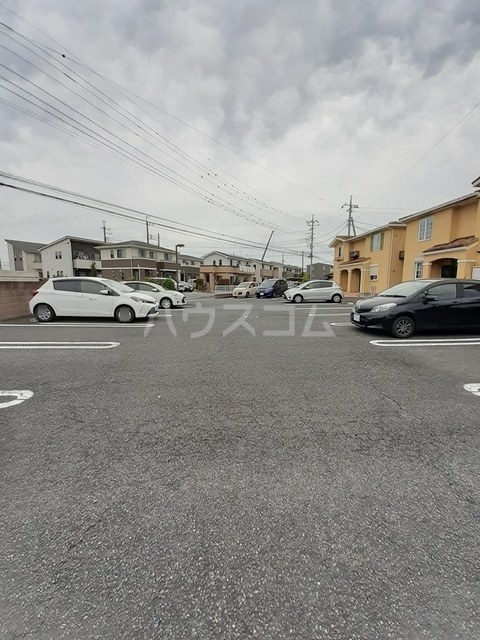14/20 駐車場