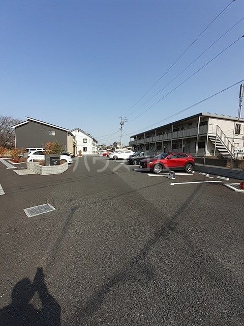 15/27 駐車場