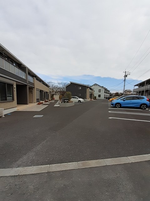 2/8 駐車場