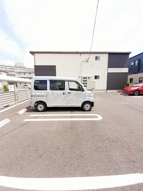 26/30 駐車場