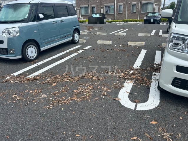 26/30 駐車場
