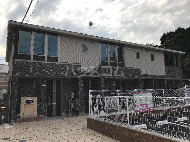 23/26 エントランス