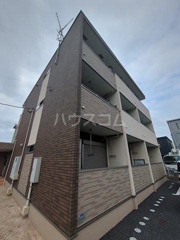 2/30 外観