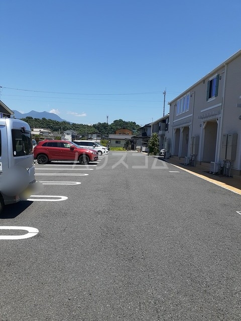 15/27 駐車場
