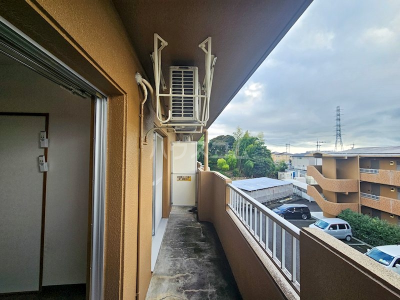13/20 バルコニー