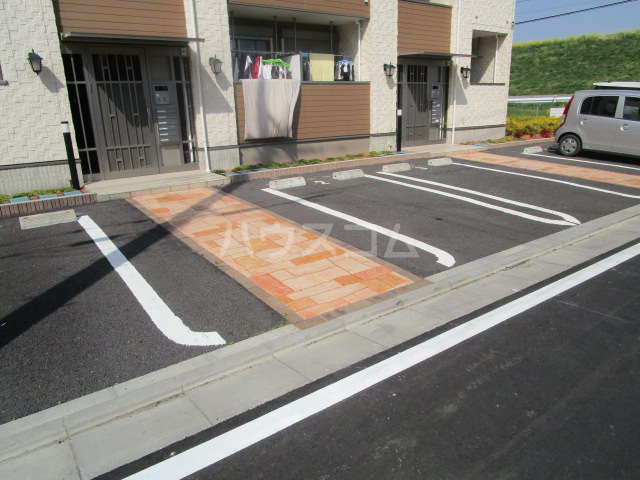 22/30 駐車場