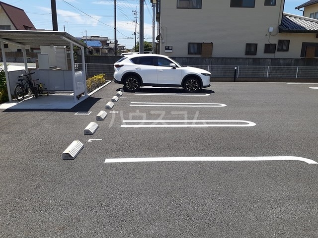 15/21 駐車場