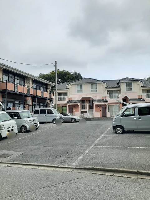 26/30 駐車場