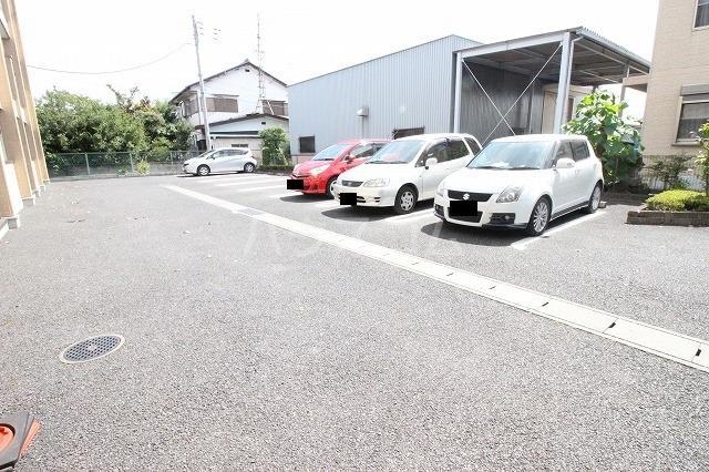 14/20 駐車場