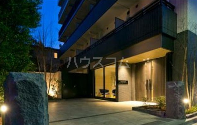 14/22 エントランス