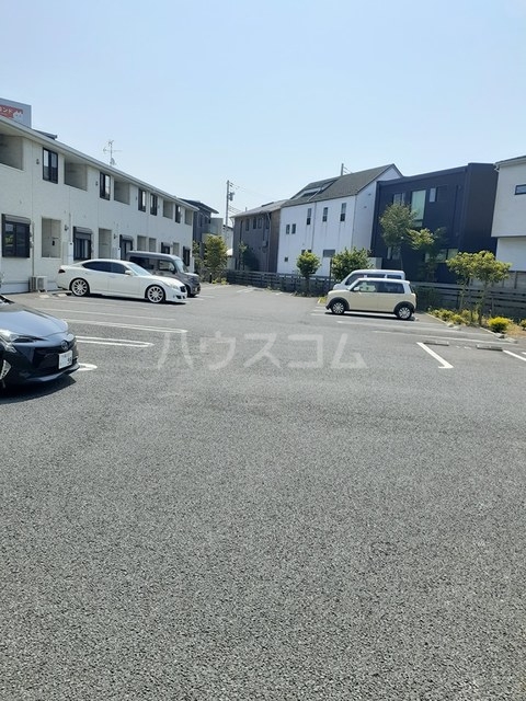 26/30 駐車場