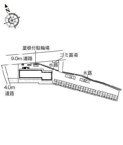 13/16 駐車場