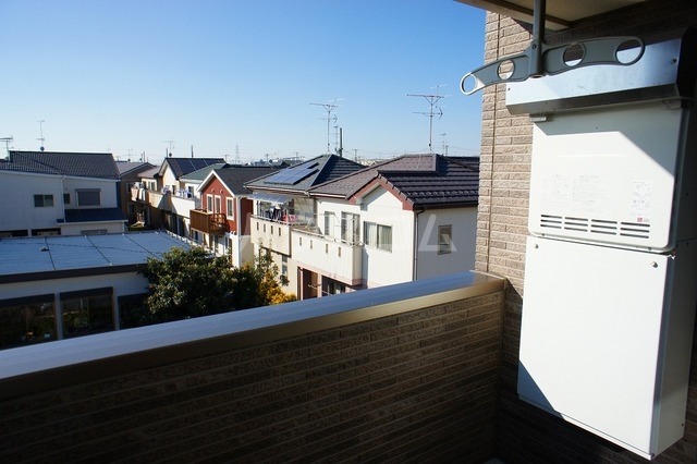 13/23 バルコニー