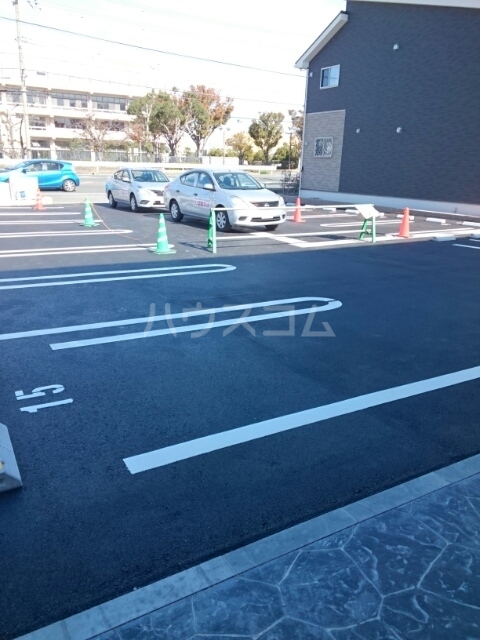 15/25 駐車場