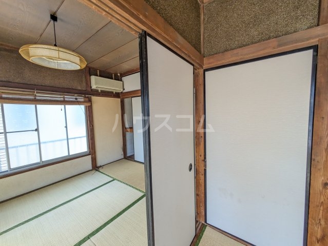 13/30 収納