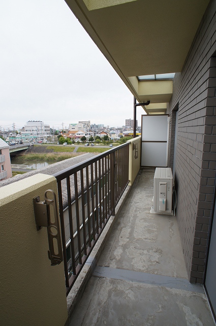 21/30 バルコニー
