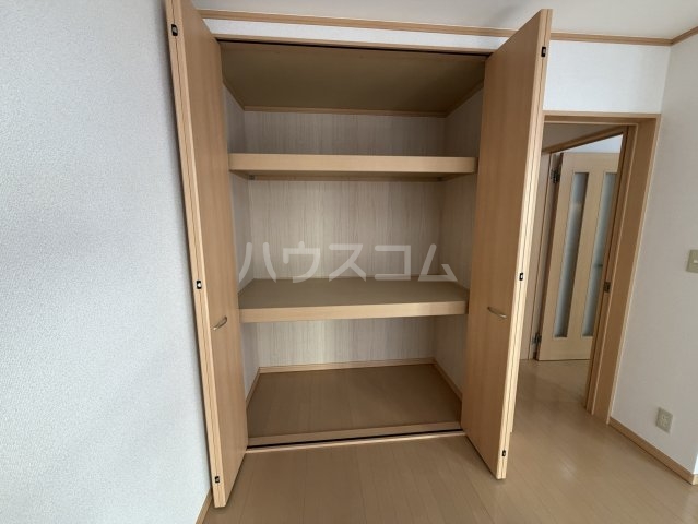 13/30 収納
