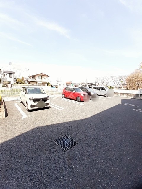 3/7 駐車場