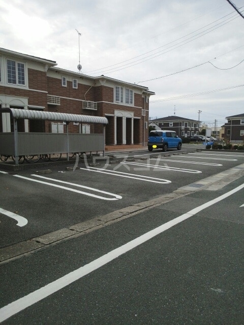 15/25 駐車場