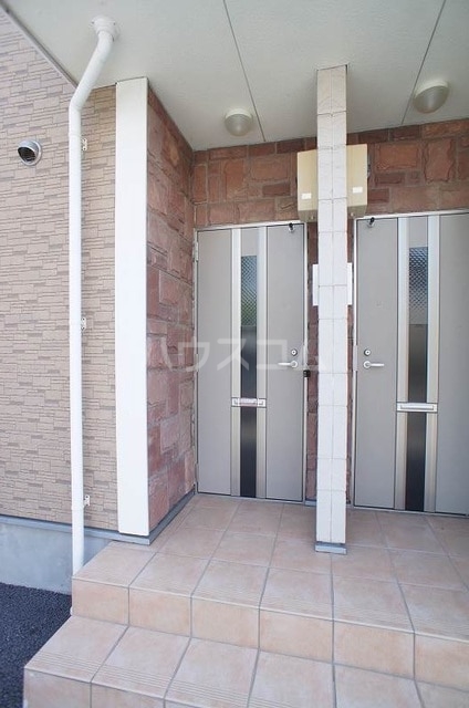 13/20 エントランス