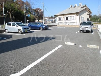 24/24 駐車場