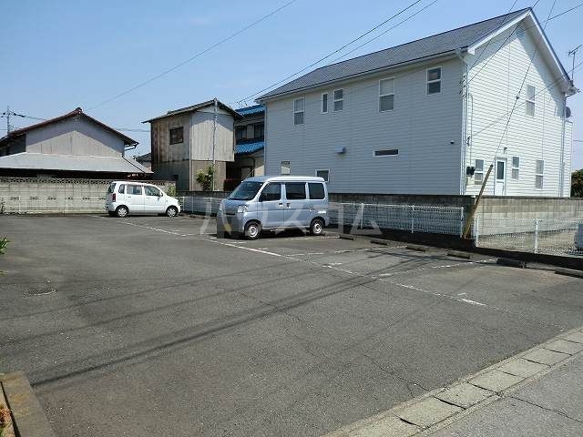 14/20 駐車場
