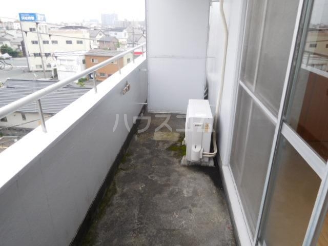 13/17 バルコニー