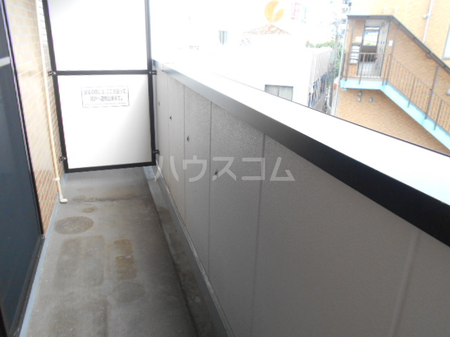 20/30 バルコニー