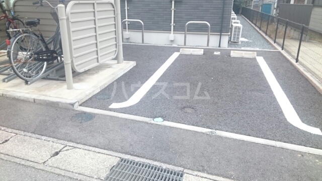 15/21 駐車場