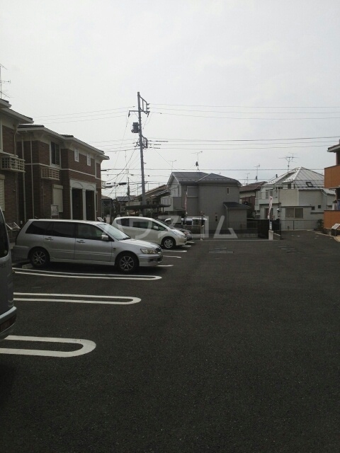 15/26 駐車場