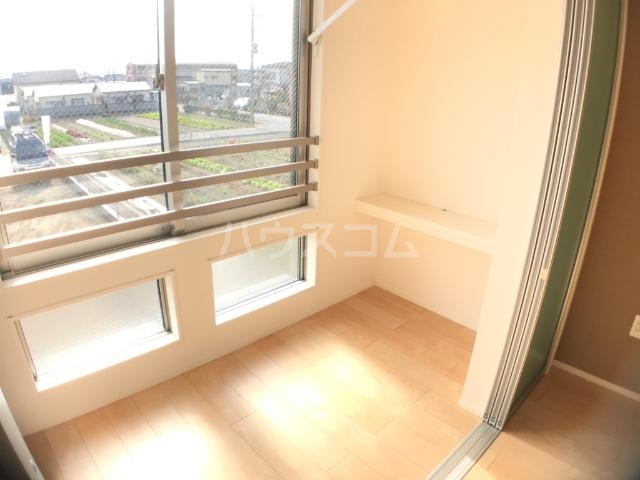 19/24 バルコニー