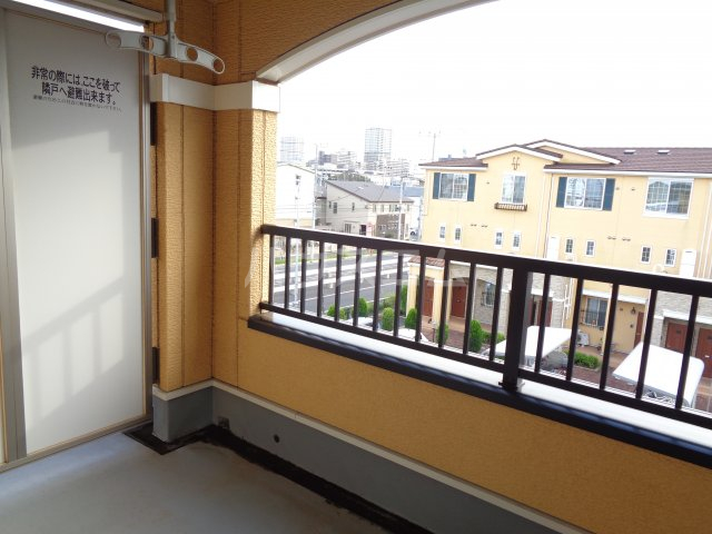 23/30 バルコニー