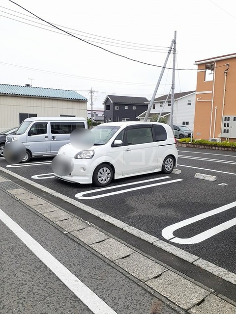 14/20 駐車場