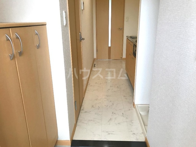 15/18 エントランス