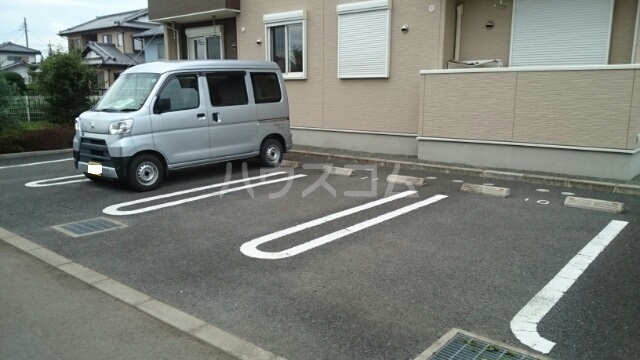 15/21 駐車場
