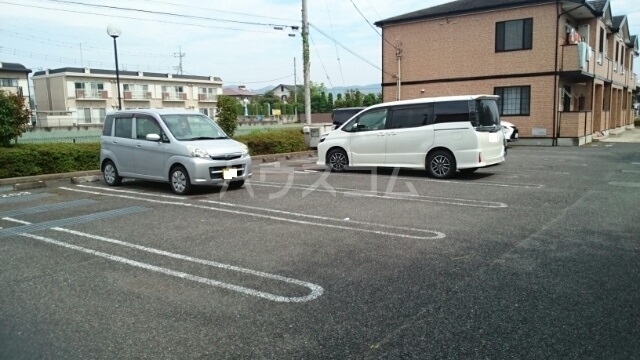 15/21 駐車場