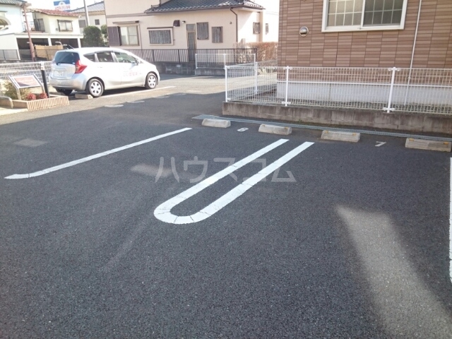 14/20 駐車場