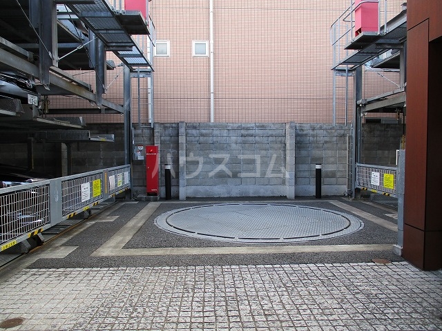 22/29 駐車場