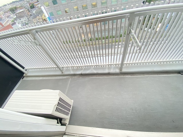 20/30 バルコニー