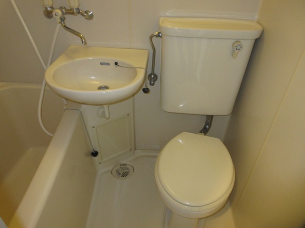 28/30 エントランス