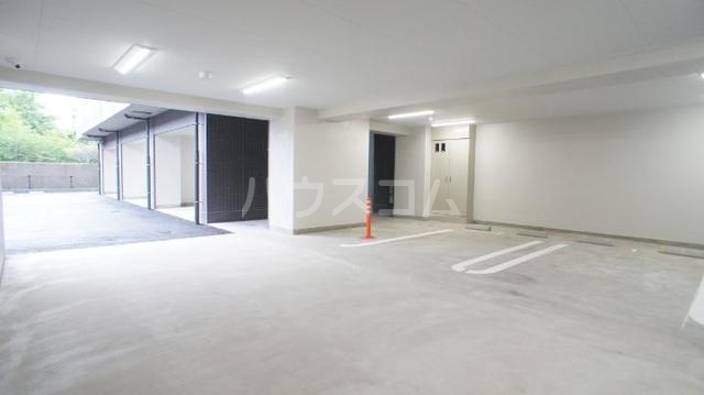 16/22 駐車場