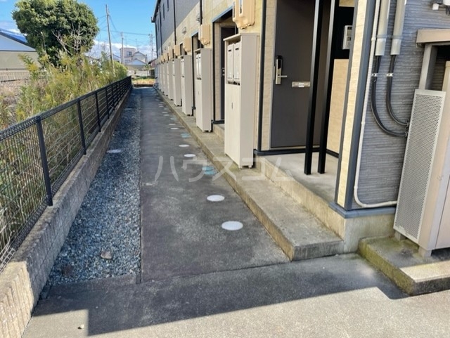 14/19 エントランス