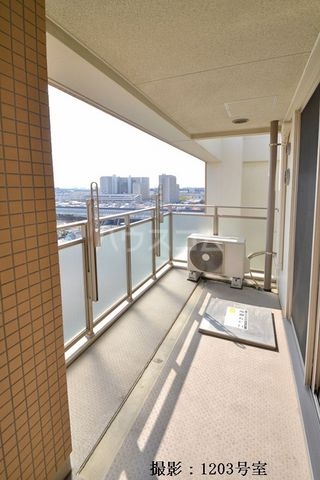 13/21 バルコニー