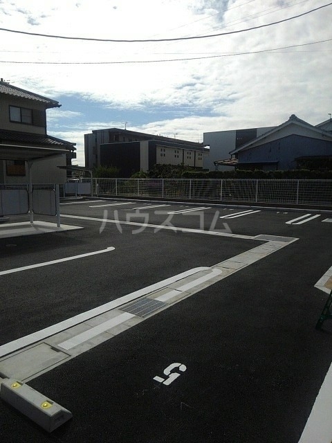 15/21 駐車場