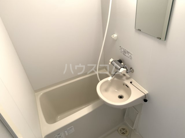 14/28 洗面
