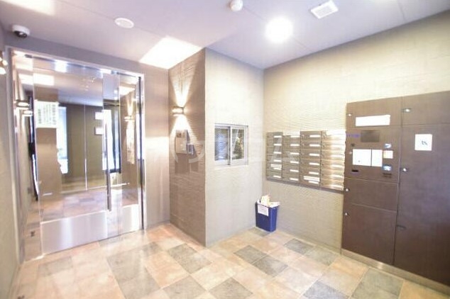 16/24 エントランス