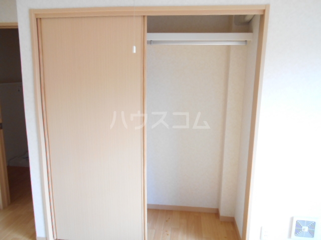 13/30 収納
