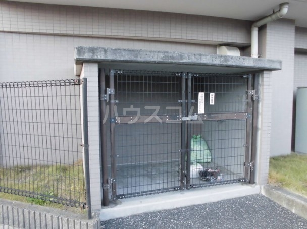 15/25 エントランス